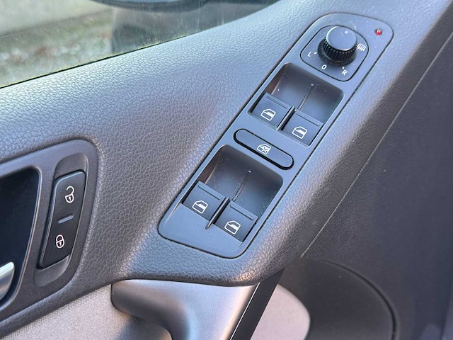 Volkswagen tiguan 2008 - afbeelding 13 van  15