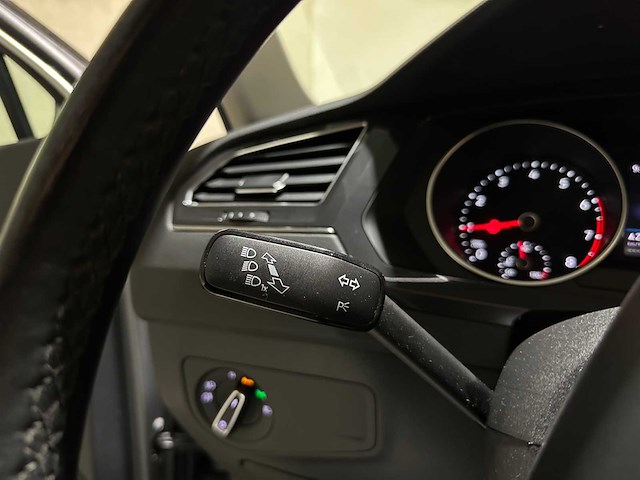 Volkswagen tiguan allspace 1.5 tsi comfortline business -automaat- 150pk 2020, j-620-st - afbeelding 18 van  44