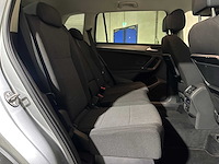 Volkswagen tiguan allspace 1.5 tsi comfortline business -automaat- 150pk 2020, j-620-st - afbeelding 35 van  44
