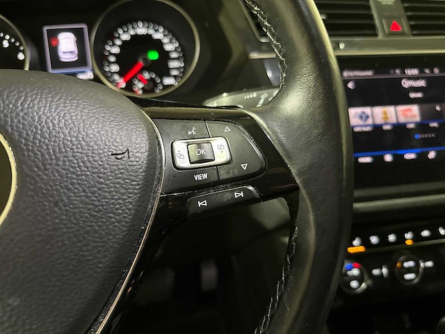 Volkswagen tiguan allspace 1.5 tsi comfortline business 7p. 150pk 2021 (origineel-nl+1e eigenaar), k-970-rk - afbeelding 18 van  45