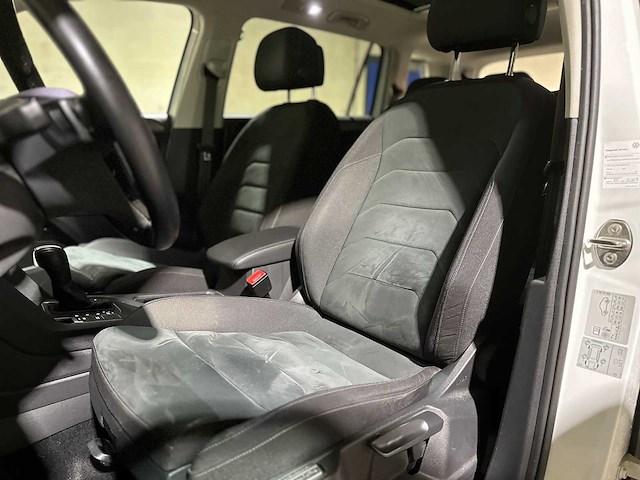 Volkswagen tiguan allspace 1.5 tsi comfortline business 7p. 150pk 2021 (origineel-nl+1e eigenaar), k-970-rk - afbeelding 29 van  45