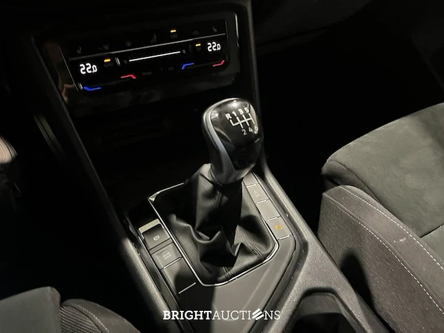 Volkswagen tiguan allspace life business 1.5 tsi 150pk 2022 (origineel-nl), r-584-kh - afbeelding 4 van  30