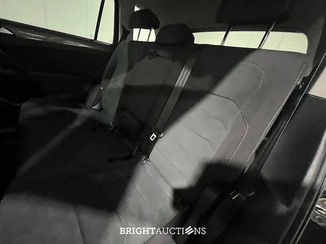 Volkswagen tiguan allspace life business 1.5 tsi 150pk 2022 (origineel-nl), r-584-kh - afbeelding 17 van  30