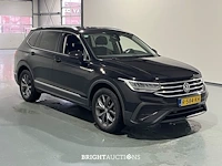 Volkswagen tiguan allspace life business 1.5 tsi 150pk 2022 (origineel-nl), r-584-kh - afbeelding 19 van  30