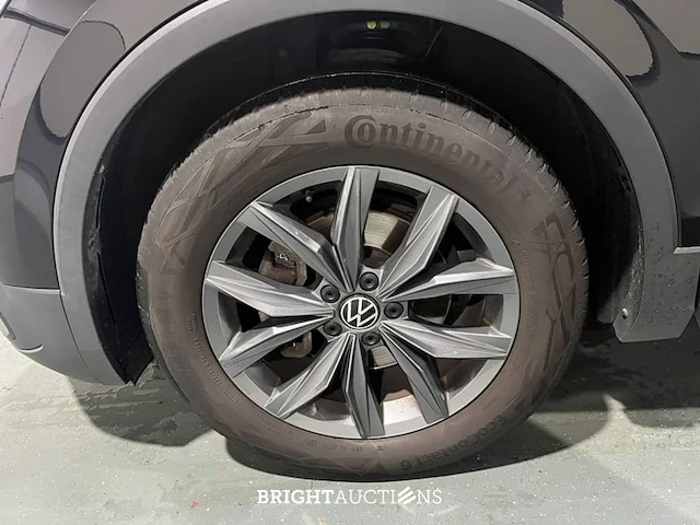 Volkswagen tiguan allspace life business 1.5 tsi 150pk 2022 (origineel-nl), r-584-kh - afbeelding 28 van  30