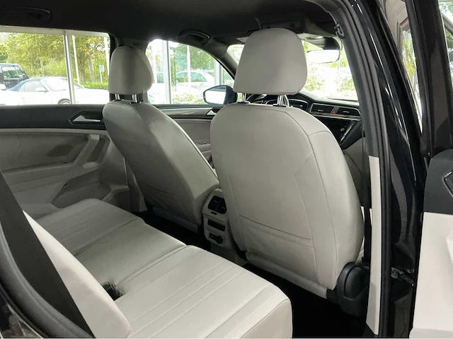 Volkswagen tiguan allspace life r-line black | 2.0 tsi 186 pk | 2021 | 7-zits | led koplampen | adaptive cruise control | keyless entry | btw auto - afbeelding 19 van  31