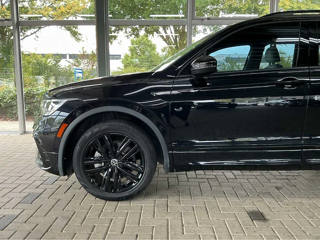 Volkswagen tiguan allspace life r-line black | 2.0 tsi 186 pk | 2021 | 7-zits | led koplampen | adaptive cruise control | keyless entry | btw auto - afbeelding 31 van  31