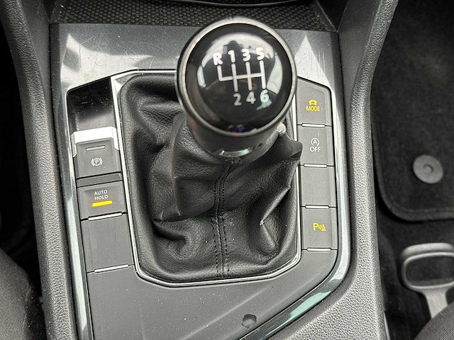 Volkswagen tiguan comfortline business r - 1.4 tsi 2018 | tx-272-h i - afbeelding 10 van  27