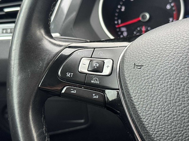 Volkswagen tiguan comfortline business r - 1.4 tsi 2018 | tx-272-h - afbeelding 6 van  27