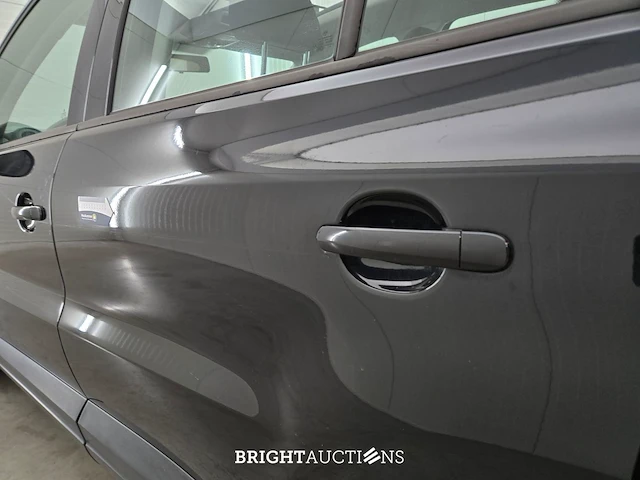 Volkswagen tiguan connected series 1.4 tsi 125pk 2016, r-465-xl - afbeelding 8 van  38
