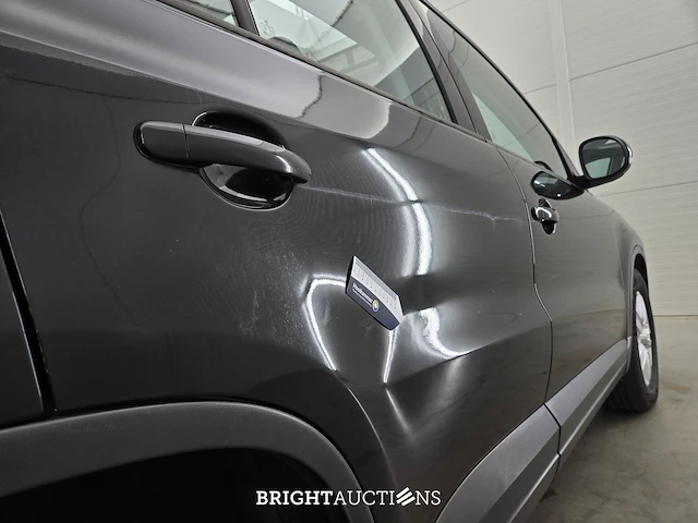 Volkswagen tiguan connected series 1.4 tsi 125pk 2016, r-465-xl - afbeelding 15 van  38
