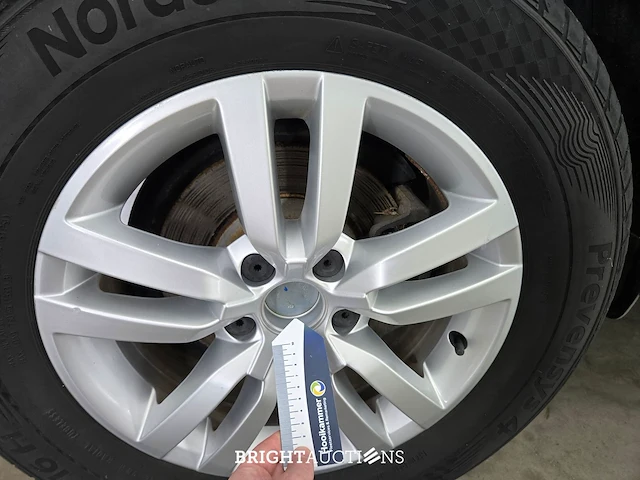 Volkswagen tiguan connected series 1.4 tsi 125pk 2016, r-465-xl - afbeelding 25 van  38