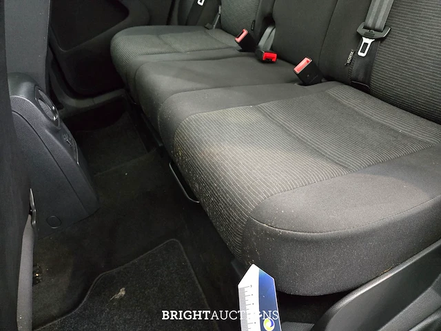 Volkswagen tiguan connected series 1.4 tsi 125pk 2016, r-465-xl - afbeelding 27 van  38