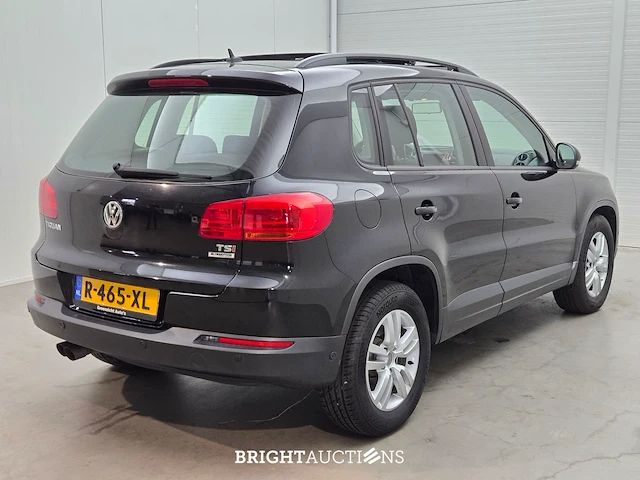 Volkswagen tiguan connected series 1.4 tsi 125pk 2016, r-465-xl - afbeelding 33 van  38