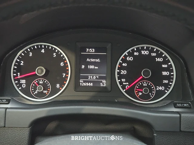 Volkswagen tiguan connected series 1.4 tsi 125pk 2016, r-465-xl - afbeelding 35 van  38