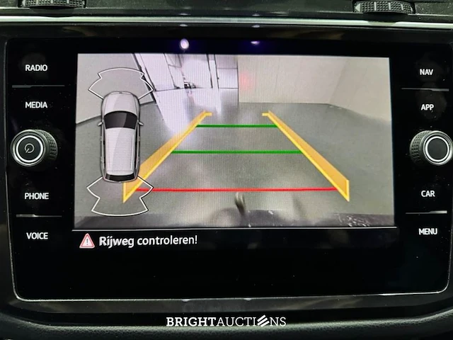 Volkswagen tiguan ehybrid r-line business 1.4 tsi 265pk 2023 (origineel-nl), s-332-lx - afbeelding 3 van  37