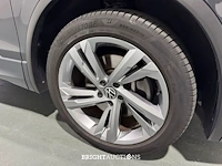 Volkswagen tiguan ehybrid r-line business 1.4 tsi 265pk 2023 (origineel-nl), s-332-lx - afbeelding 32 van  37