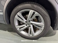 Volkswagen tiguan ehybrid r-line business 1.4 tsi 265pk 2023 (origineel-nl), s-332-lx - afbeelding 34 van  37
