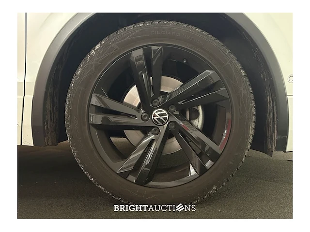 Volkswagen tiguan elegance 1.5 tsi dsg 149pk 2020, l-150-vb - afbeelding 26 van  39