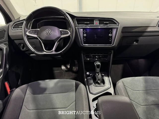 Volkswagen tiguan life 1.5 tsi 150pk 2022 (origineel-nl), r-345-bz - afbeelding 17 van  32