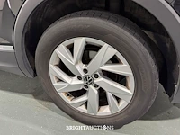 Volkswagen tiguan life 1.5 tsi 150pk 2022 (origineel-nl), r-345-bz - afbeelding 30 van  32