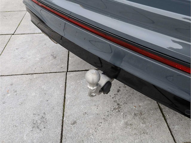 Volkswagen tiguan r 2.0 tsi 4motion 320pk automaat 2022 - afbeelding 48 van  52