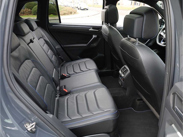 Volkswagen tiguan r 2.0 tsi 4motion 320pk automaat 2022 - afbeelding 31 van  51