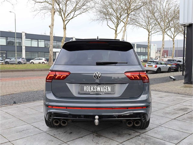 Volkswagen tiguan r 2.0 tsi 4motion 320pk automaat 2022 - afbeelding 44 van  51