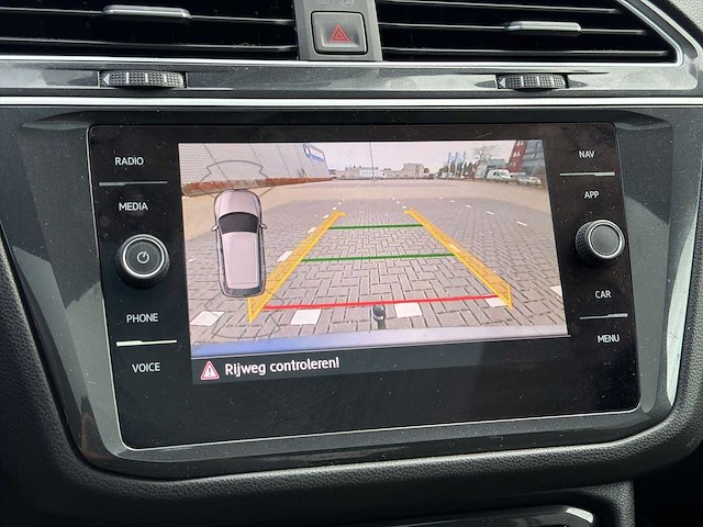 Volkswagen tiguan r line 1.5 tsi | 90-37-24 i - afbeelding 4 van  16