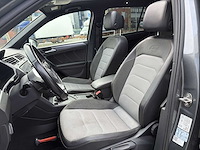 Volkswagen tiguan r line 1.5 tsi | 90-37-24 i - afbeelding 12 van  16