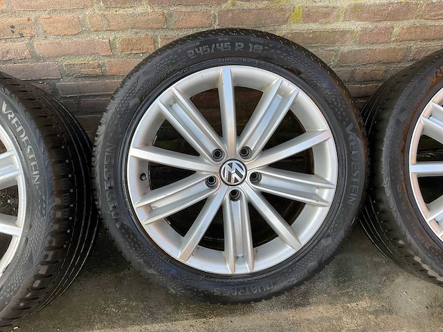 Volkswagen tiguan velg met vredenstein quatrac 5 autoband met velg (4x) - afbeelding 5 van  10