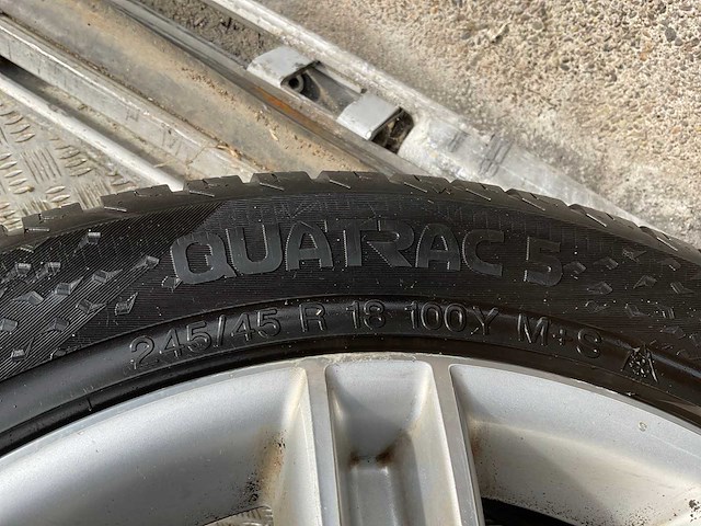 Volkswagen tiguan velg met vredenstein quatrac 5 autoband met velg (4x) - afbeelding 9 van  10