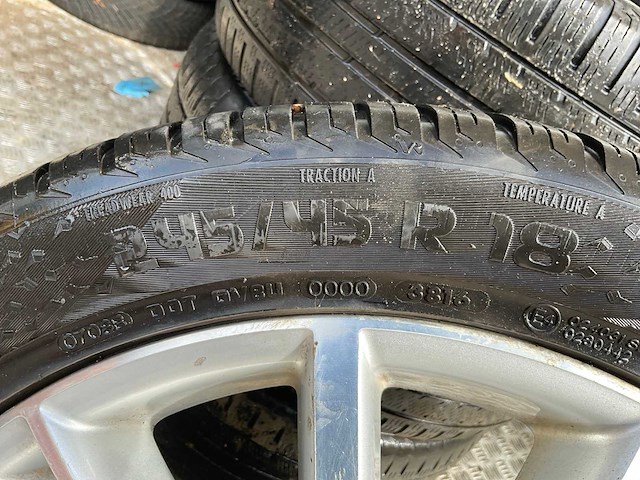 Volkswagen tiguan velg met vredenstein quatrac 5 autoband met velg (4x) - afbeelding 10 van  10