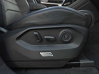 ***volkswagen touareg 3.0 ehybrid r 4motion 2021 | 02-56-01 - afbeelding 30 van  44