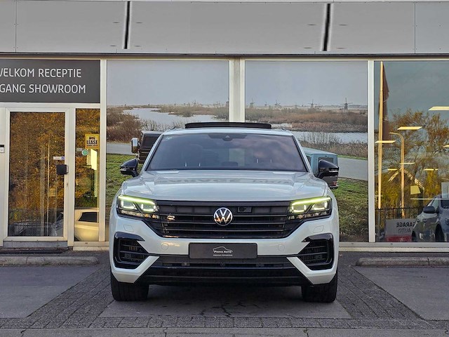 ***volkswagen touareg 3.0 ehybrid r 4motion 2021 | 02-56-01 - afbeelding 23 van  44