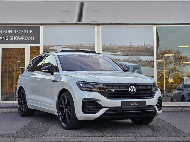 ***volkswagen touareg 3.0 ehybrid r 4motion 2021 | 02-56-01 - afbeelding 34 van  44