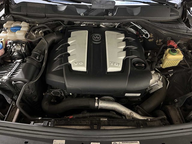 Volkswagen touareg 3.0 tdi v6 highline 240pk 2010, 1-shl-90 - afbeelding 39 van  53