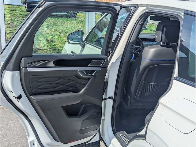 Volkswagen touareg 3.0 tsi ehybrid 4motion r-line 2021 | 00-94-49 - afbeelding 19 van  47