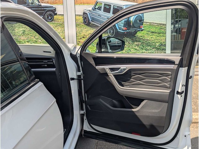 Volkswagen touareg 3.0 tsi ehybrid 4motion r-line 2021 | 00-94-49 - afbeelding 20 van  47