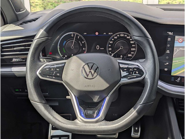 Volkswagen touareg 3.0 tsi ehybrid 4motion r-line 2021 | 00-94-49 - afbeelding 26 van  47