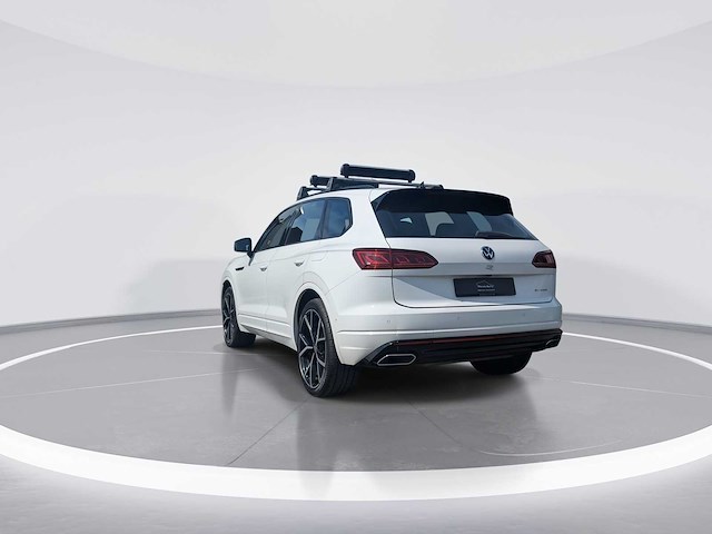 Volkswagen touareg 3.0 tsi ehybrid 4motion r-line 2021 | 00-94-49 - afbeelding 46 van  47
