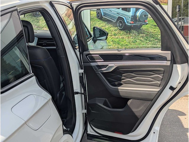 Volkswagen touareg 3.0 tsi ehybrid 4motion r-line 2021 | 00-94-49 - afbeelding 21 van  47