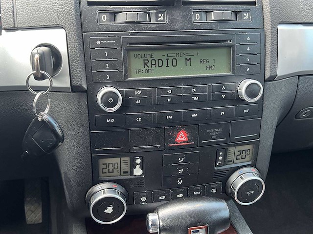 Volkswagen touareg 3.2 v6 2003 | 06-nb-sl - afbeelding 11 van  26