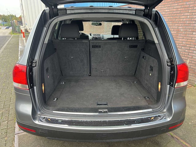 Volkswagen touareg 3.2 v6 2003 | 06-nb-sl - afbeelding 15 van  26