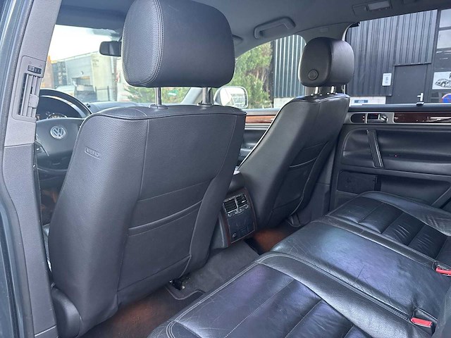 Volkswagen touareg 3.2 v6 2004 | 37-ns-fr - afbeelding 13 van  36