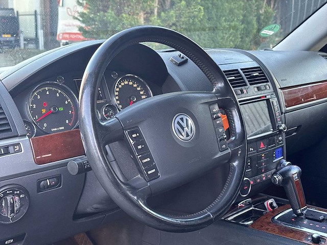 Volkswagen touareg 3.2 v6 2004 | 37-ns-fr - afbeelding 35 van  36