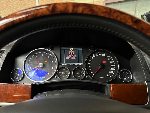Volkswagen touareg 3.2 v6 220pk 2003, 07-ng-jj youngtimer - afbeelding 19 van  40