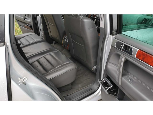 Volkswagen touareg 3.2 v6 automaat, 37-rz-fl - afbeelding 16 van  23