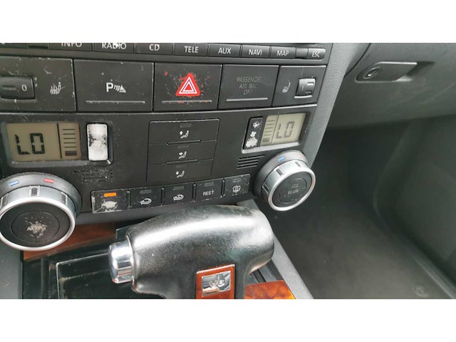 Volkswagen touareg 3.2 v6 automaat, 37-rz-fl - afbeelding 21 van  23