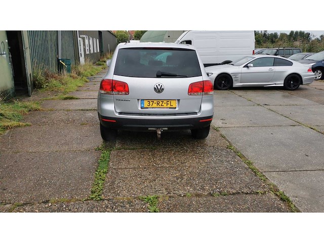 Volkswagen touareg 3.2 v6 automaat, 37-rz-fl - afbeelding 2 van  23